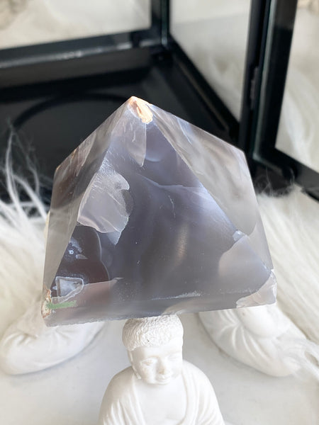 Agate Pyramid #7