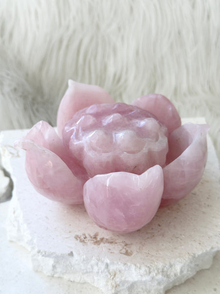 Rose Quartz Lotus Carving