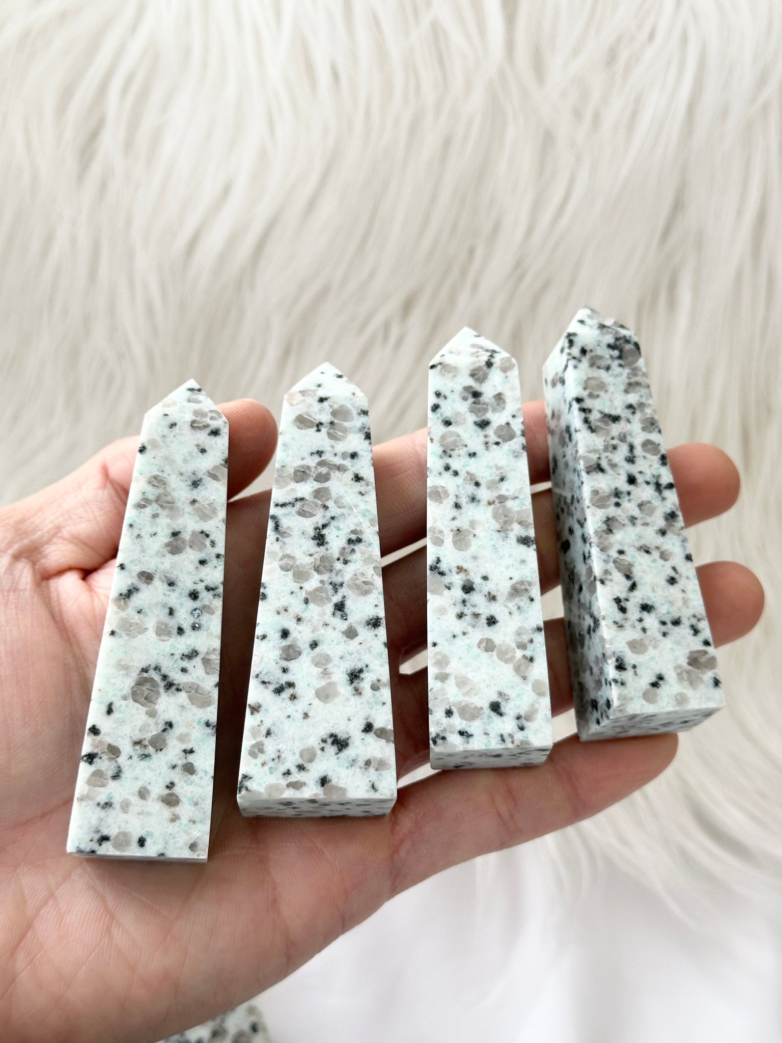 Kiwi Jasper Obelisk