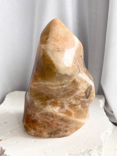 Peach Moonstone Flame #4