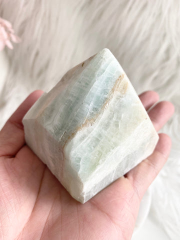 Caribbean Calcite Chunky Top Point #4